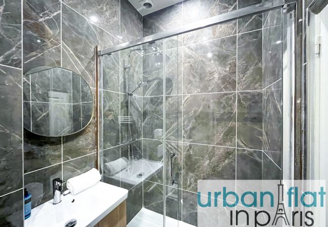 Apartment in Paris - Urban Flat 63 - Beautiful Mermoz Apartment in Paris - Urban Flat 63 - Beautiful Mermoz