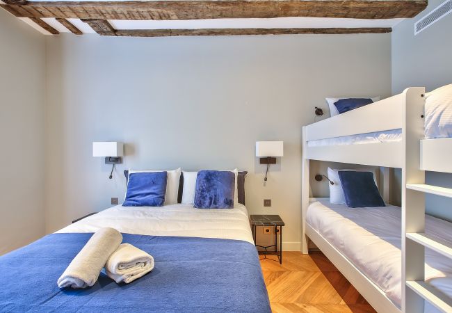 Apartment in Paris - 73 - Urban Luxury Parisian Flat Les Halles Rivoli Apartment in Paris - 73 - Urban Luxury Parisian Flat Les Halles Rivoli