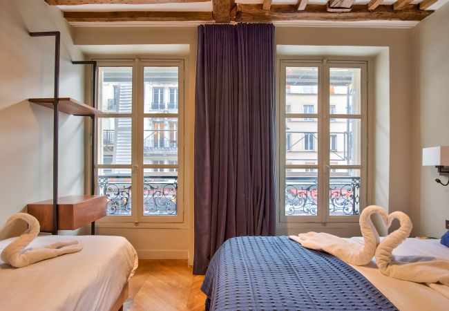 Apartment in Paris - 73 - Urban Luxury Parisian Flat Les Halles Rivoli Apartment in Paris - 73 - Urban Luxury Parisian Flat Les Halles Rivoli
