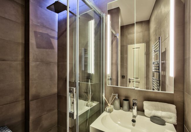 Apartment in Paris - 75 - Urban Jardins du Luxembourg   Apartment in Paris - 75 - Urban Jardins du Luxembourg