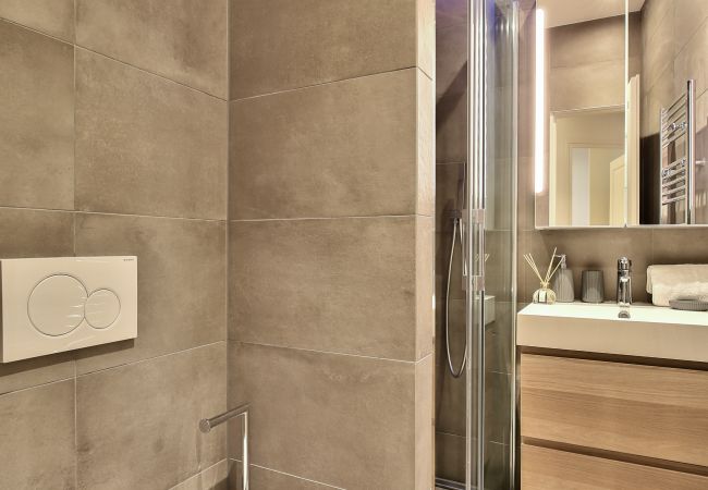 Apartment in Paris - 75 - Urban Jardins du Luxembourg   Apartment in Paris - 75 - Urban Jardins du Luxembourg