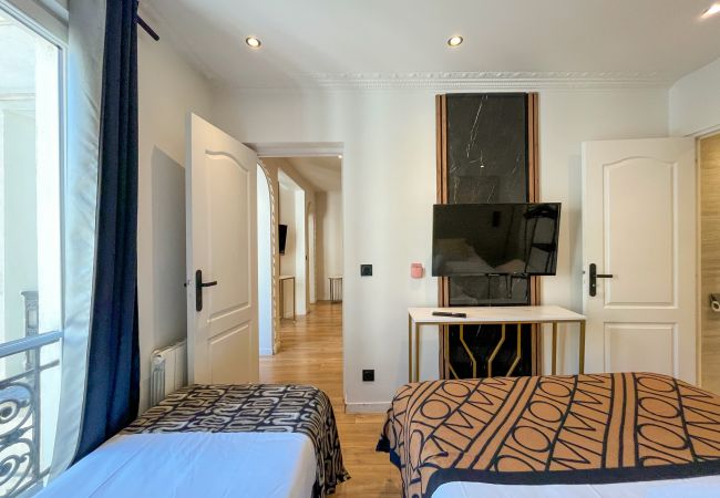 Apartment in Paris - Urban Flat 105 - 4BDR Apartment Haussmann Opera Apartment in Paris - Urban Flat 105 - 4BDR Apartment Haussmann Opera