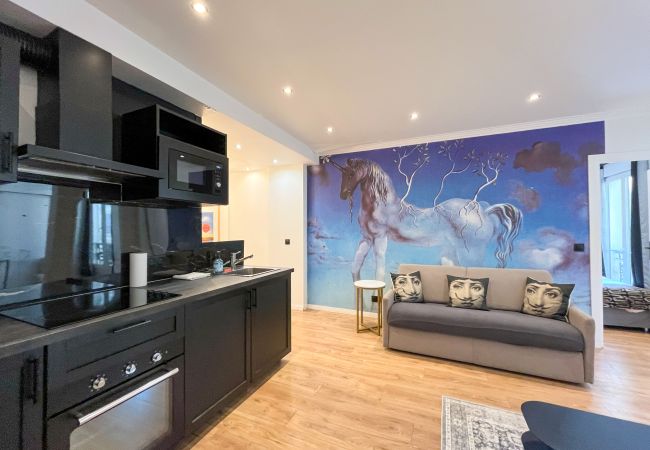 Apartment in Paris - Urban Flat 105 - 4BDR Apartment Haussmann Opera Apartment in Paris - Urban Flat 105 - 4BDR Apartment Haussmann Opera