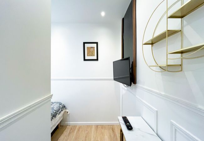 Apartment in Paris - 106 - Urban Luxury Opera Gustav Klimt Apartment in Paris - 106 - Urban Luxury Opera Gustav Klimt