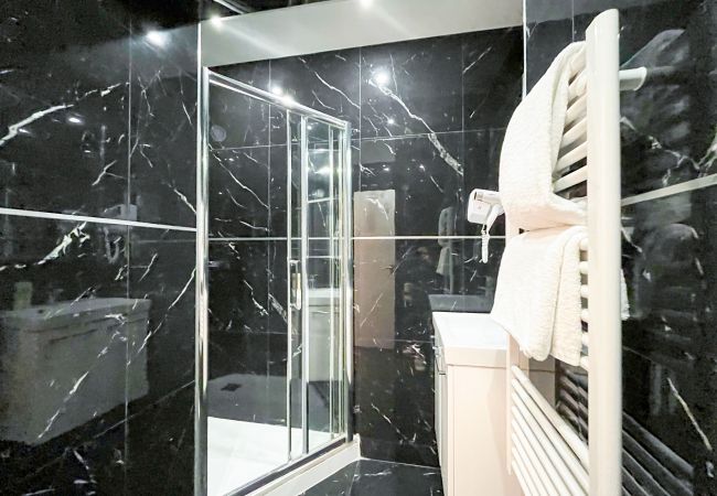 Apartment in Paris - 106 - Urban Luxury Opera Gustav Klimt Apartment in Paris - 106 - Urban Luxury Opera Gustav Klimt