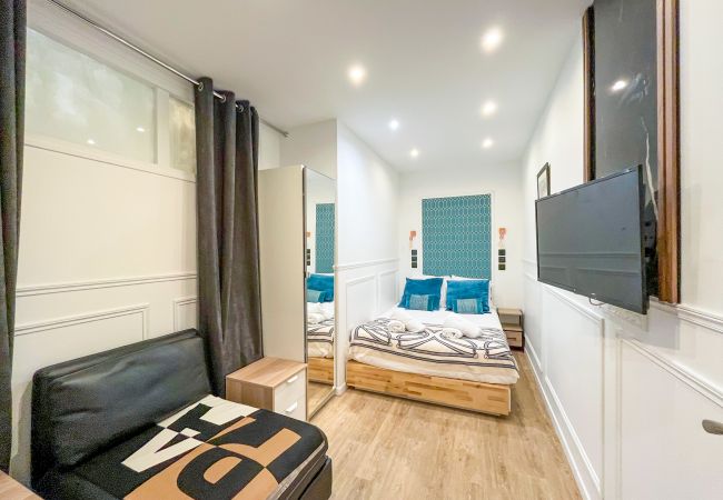 Apartment in Paris - 106 - Urban Luxury Opera Gustav Klimt Apartment in Paris - 106 - Urban Luxury Opera Gustav Klimt