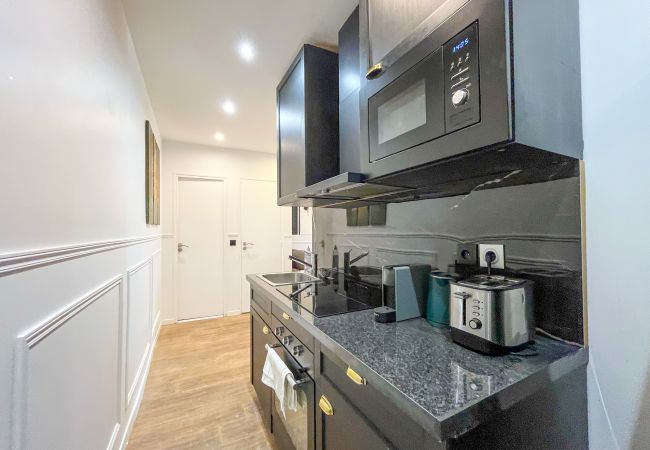 Apartment in Paris - 106 - Urban Luxury Opera Gustav Klimt Apartment in Paris - 106 - Urban Luxury Opera Gustav Klimt