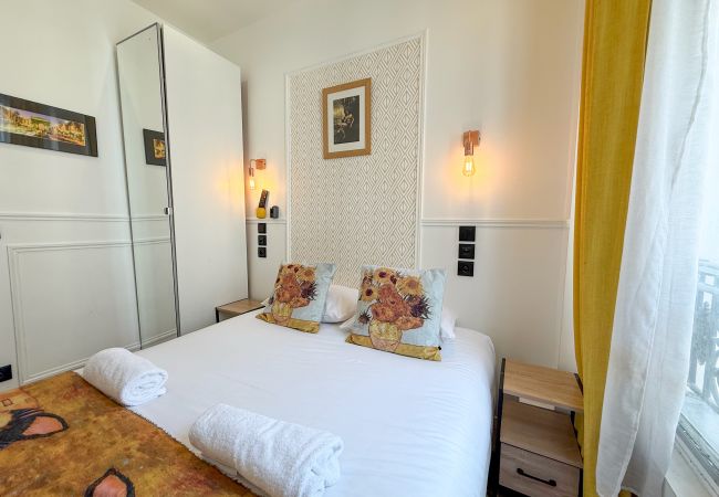 Apartment in Paris - Urban Flat 107 - Sublime 4 Bedroom Opera Rock Vinci  Apartment in Paris - Urban Flat 107 - Sublime 4 Bedroom Opera Rock Vinci