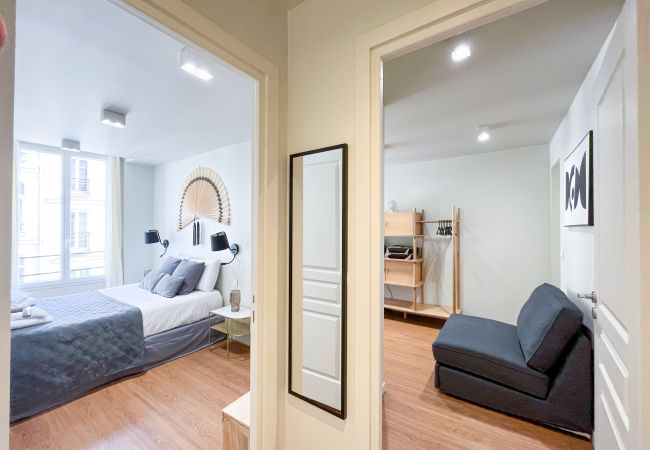 Apartment in Paris - 03 - Urban Formidable in Montorgueil  Apartment in Paris - 03 - Urban Formidable in Montorgueil