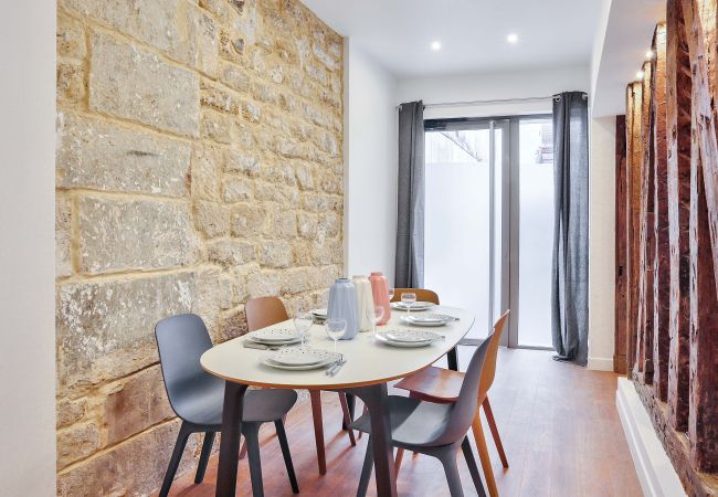 Apartment in Paris - 52 - Urban Collection Grands Boulevards Apartment in Paris - 52 - Urban Collection Grands Boulevards