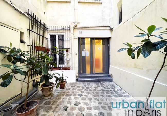 Apartment in Paris - 52 - Urban Collection Grands Boulevards Apartment in Paris - 52 - Urban Collection Grands Boulevards