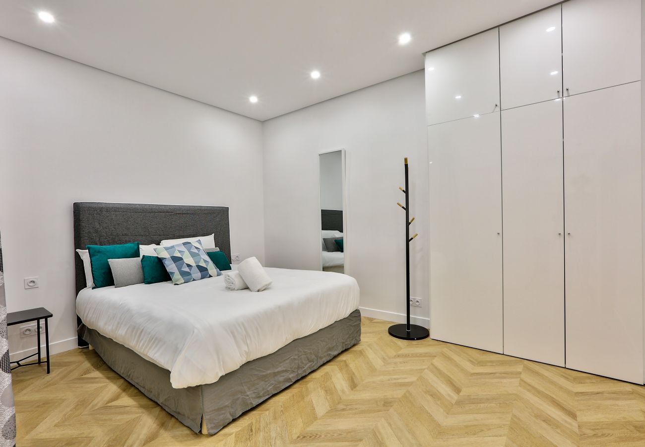 Apartment in Paris - 92 - Beautiful Apartment Montorgueil Apartment in Paris - 92 - Beautiful Apartment Montorgueil