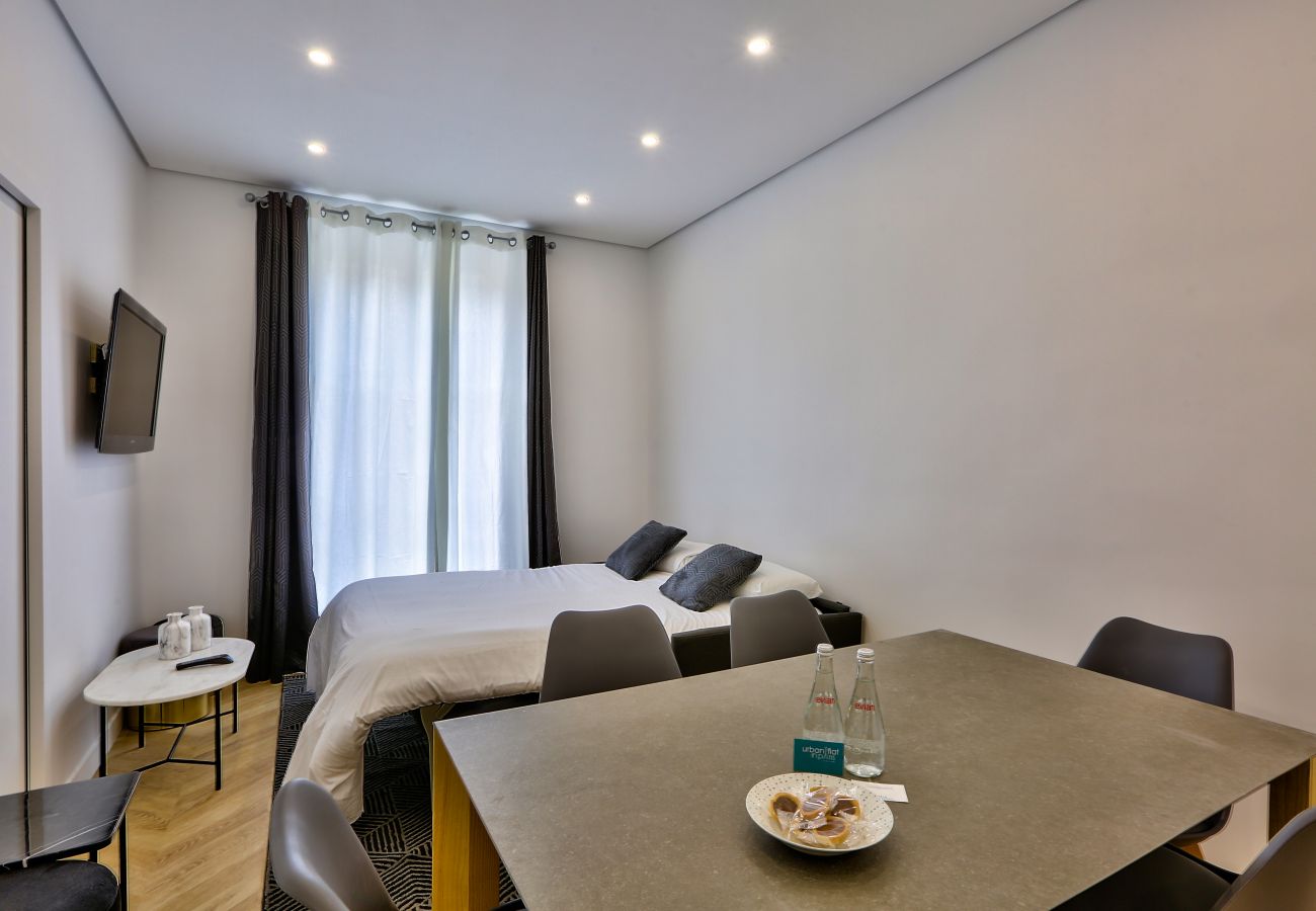 Apartment in Paris - 92 - Beautiful Apartment Montorgueil Apartment in Paris - 92 - Beautiful Apartment Montorgueil