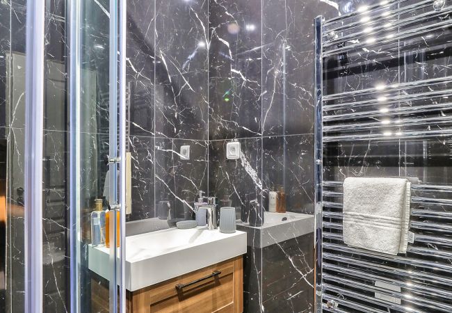 Apartment in Paris - 94 - Urban Coco Paris Apartment in Paris - 94 - Urban Coco Paris