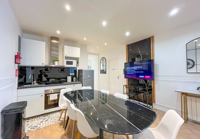 Apartment in Paris - 81 - Paris Luxe Sebastopol Apartment in Paris - 81 - Paris Luxe Sebastopol