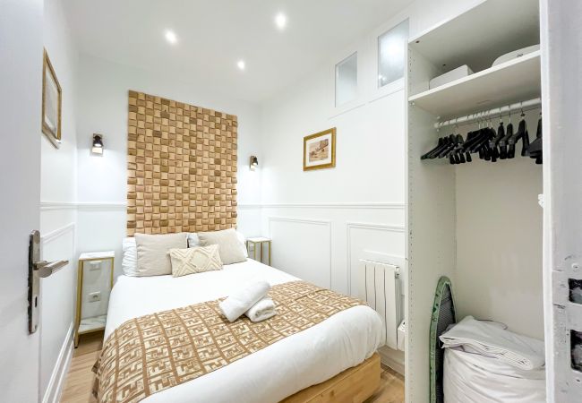 Apartment in Paris - 81 - Paris Luxe Sebastopol Apartment in Paris - 81 - Paris Luxe Sebastopol