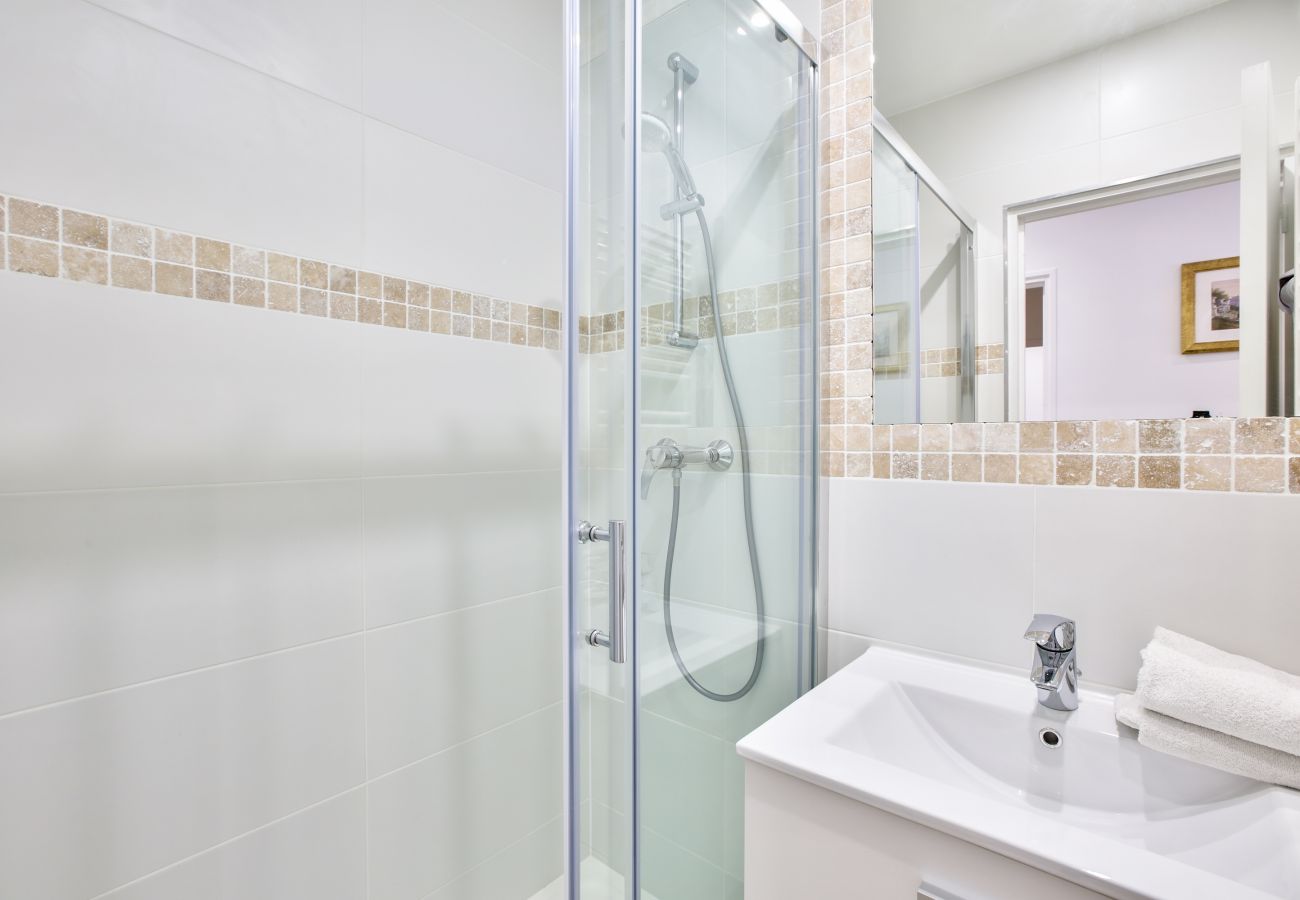 Apartment in Paris - 81 - Paris Luxe Sebastopol Apartment in Paris - 81 - Paris Luxe Sebastopol