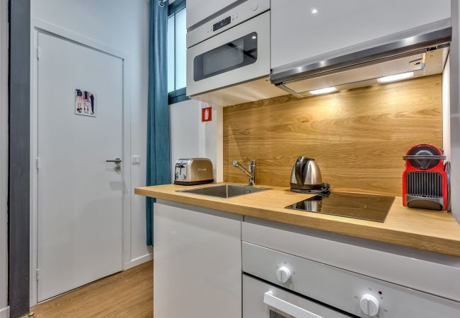 Apartment in Paris - 114 - Urban Saint Denis Couture Apartment in Paris - 114 - Urban Saint Denis Couture