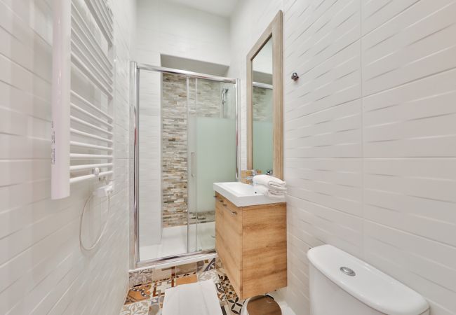 Apartment in Paris - 38 - Atelier Mona Lisa  Apartment in Paris - 38 - Atelier Mona Lisa