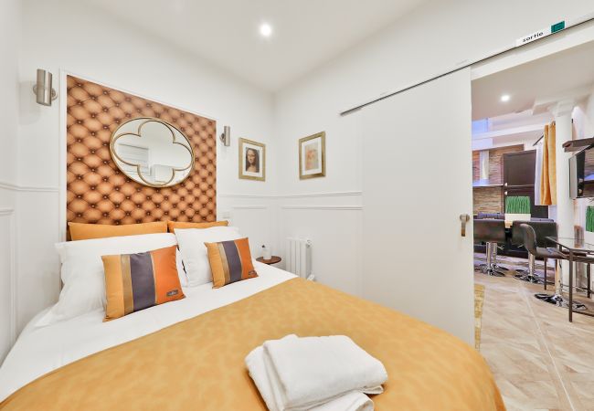 Apartment in Paris - 38 - Atelier Mona Lisa  Apartment in Paris - 38 - Atelier Mona Lisa