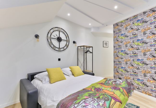 Apartment in Paris - Uran Flat 125 - Montorgueil Street Art Apartment in Paris - Uran Flat 125 - Montorgueil Street Art