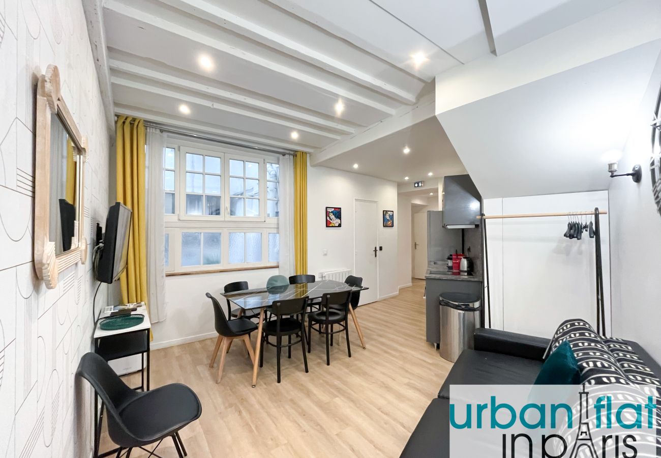 Apartment in Paris - Uran Flat 125 - Montorgueil Street Art