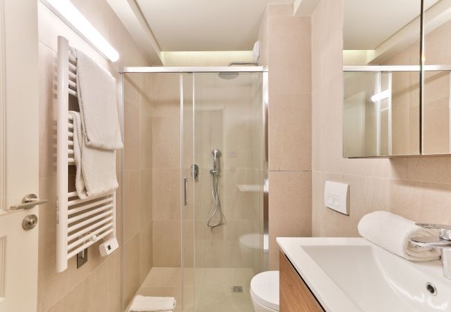 Apartment in Paris - 131 - ⭐⭐⭐⭐⭐ Urban Brand New 110m2 Beautiful Flat in Montorgueil  Apartment in Paris - 131 - ⭐⭐⭐⭐⭐ Urban Brand New 110m2 Beautiful Flat in Montorgueil