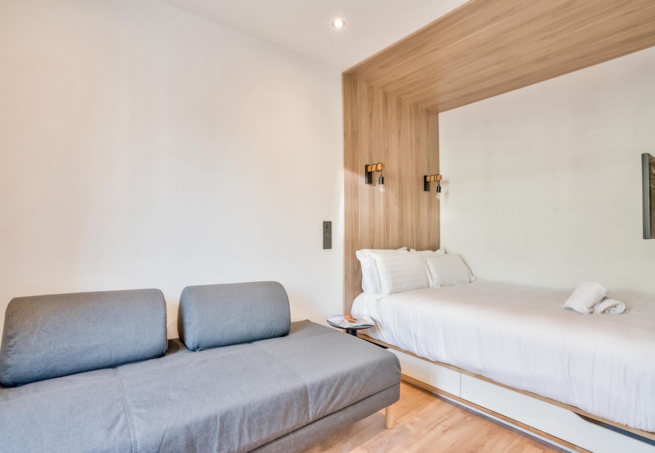 Apartment in Paris - 102 - Urban Opera Picasso Apartment in Paris - 102 - Urban Opera Picasso