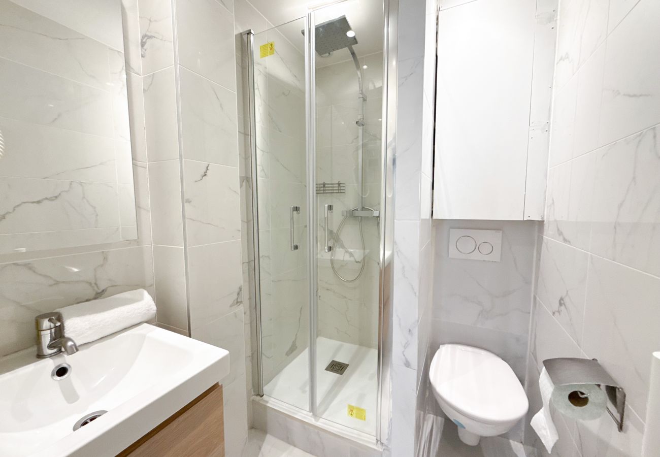 Apartment in Paris - 102 - Urban Opera Picasso Apartment in Paris - 102 - Urban Opera Picasso