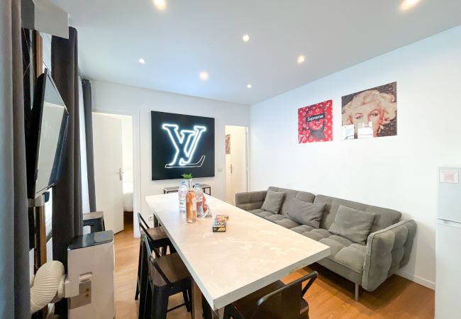 Apartment in Paris - 115 B - Urban Vuitton Saint Denis Apartment in Paris - 115 B - Urban Vuitton Saint Denis