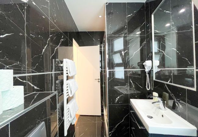 Apartment in Paris - 115 B - Urban Vuitton Saint Denis Apartment in Paris - 115 B - Urban Vuitton Saint Denis