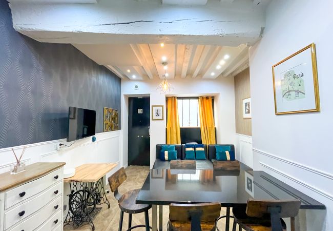  in Paris - Urban Flat 32 - Atelier Duplex in Center of Paris 