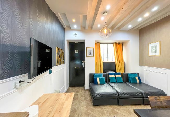 Apartment in Paris - Urban Flat 32 - Atelier Duplex in Center of Paris  Apartment in Paris - Urban Flat 32 - Atelier Duplex in Center of Paris