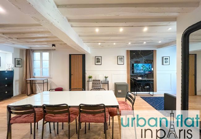 Apartment in Paris - 100 - Luxury 2 Bedroom - Beaubourg Marais  Apartment in Paris - 100 - Luxury 2 Bedroom - Beaubourg Marais
