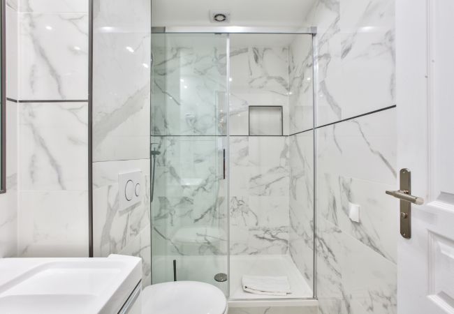 Apartment in Paris - 65 - French Cancan Saint-Denis Apartment in Paris - 65 - French Cancan Saint-Denis