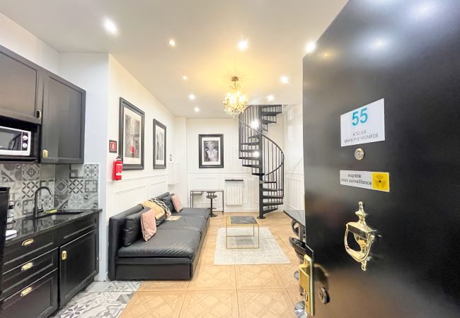 Apartment in Paris - Urban Flat 55 - Atelier Marylin Monroe Flat Apartment in Paris - Urban Flat 55 - Atelier Marylin Monroe Flat