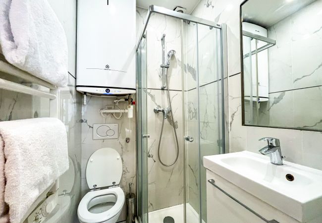 Apartment in Paris - Urban Flat 55 - Atelier Marylin Monroe Flat Apartment in Paris - Urban Flat 55 - Atelier Marylin Monroe Flat