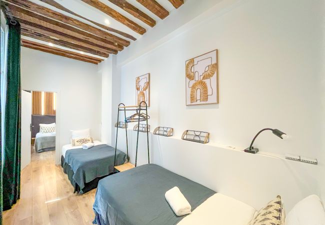 Apartment in Paris -  Urban Flat 67 - Spacious Parisian Flat in Paris Apartment in Paris -  Urban Flat 67 - Spacious Parisian Flat in Paris