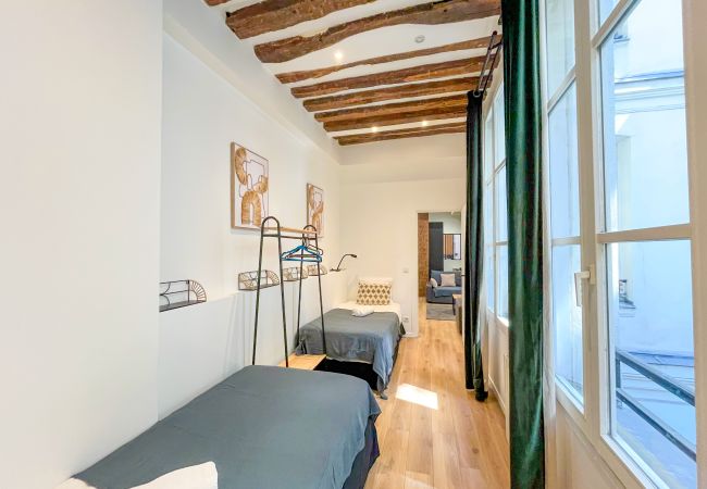 Apartment in Paris -  Urban Flat 67 - Spacious Parisian Flat in Paris Apartment in Paris -  Urban Flat 67 - Spacious Parisian Flat in Paris