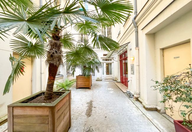 Apartment in Paris -  Urban Flat 67 - Spacious Parisian Flat in Paris Apartment in Paris -  Urban Flat 67 - Spacious Parisian Flat in Paris