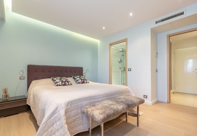 Apartment in Cannes - Sublime Apartment in Cannes La Croisette - 100m from the beach Apartment in Cannes - Sublime Apartment in Cannes La Croisette - 100m from the beach