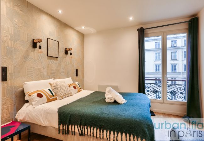 Apartment in Paris - Urban Flat  103 - Spacious Flat near Grands Boulevards Apartment in Paris - Urban Flat  103 - Spacious Flat near Grands Boulevards