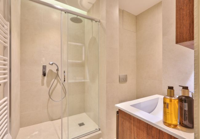 Apartment in Paris -  119 - Urban Spacious Flat in Center of Paris Apartment in Paris -  119 - Urban Spacious Flat in Center of Paris