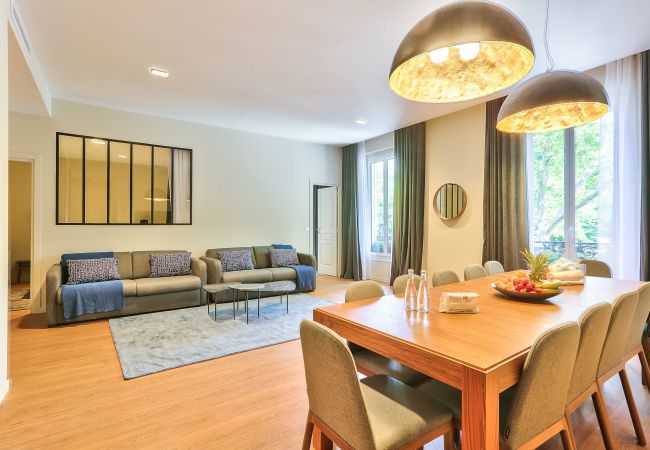 Apartment in Paris -  119 - Urban Spacious Flat in Center of Paris Apartment in Paris -  119 - Urban Spacious Flat in Center of Paris