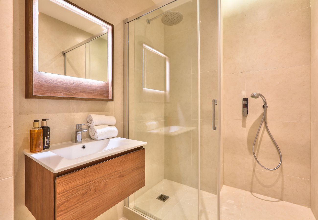 Apartment in Paris -  119 - Urban Spacious Flat in Center of Paris Apartment in Paris -  119 - Urban Spacious Flat in Center of Paris