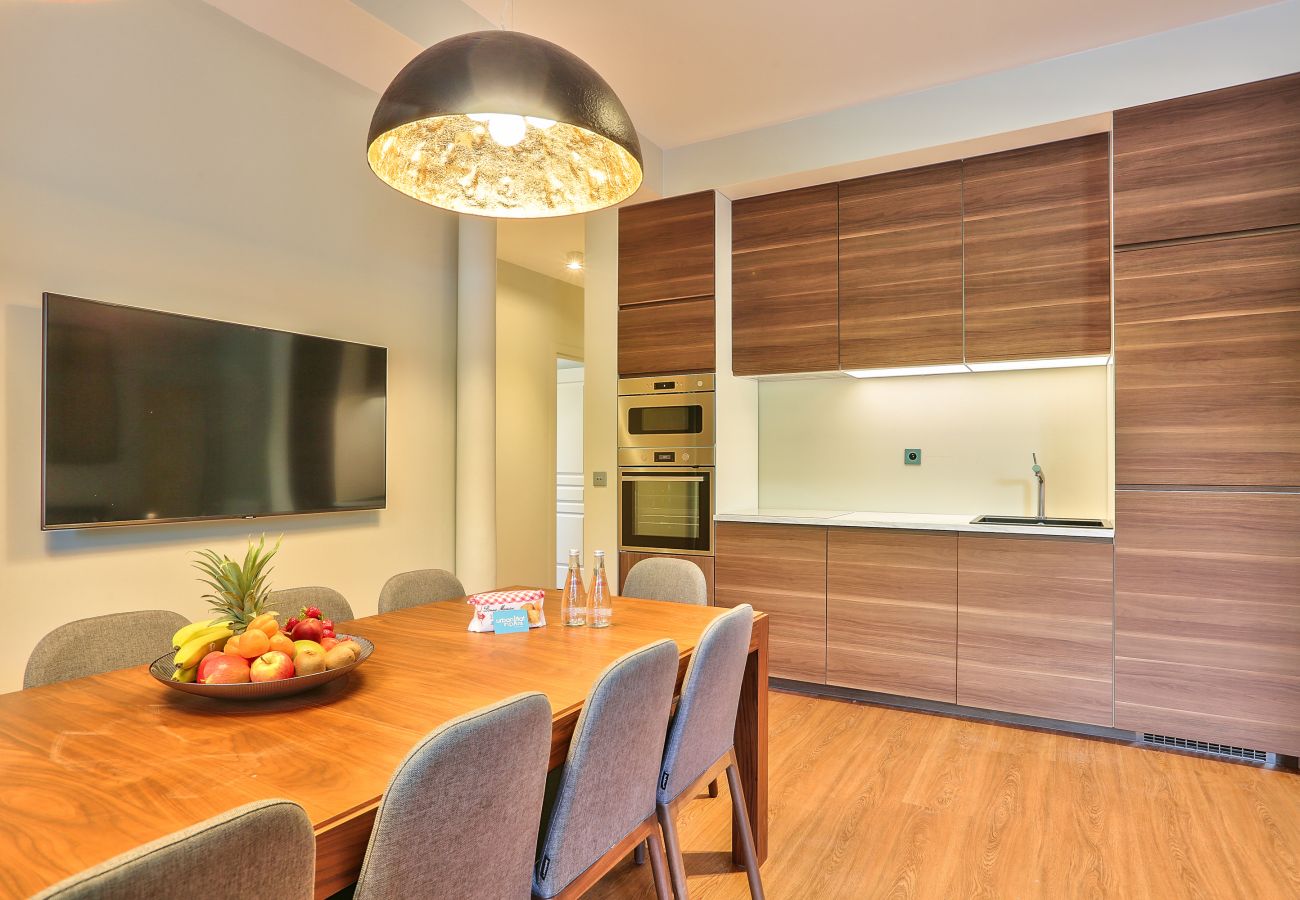 Apartment in Paris -  119 - Urban Spacious Flat in Center of Paris Apartment in Paris -  119 - Urban Spacious Flat in Center of Paris