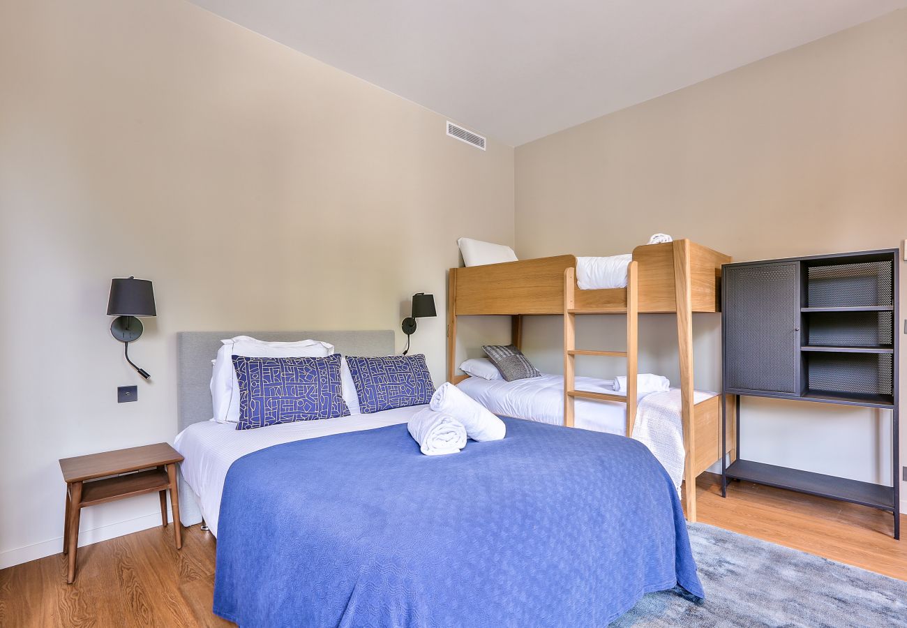 Apartment in Paris -  119 - Urban Spacious Flat in Center of Paris Apartment in Paris -  119 - Urban Spacious Flat in Center of Paris