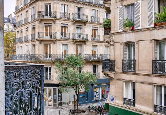 Apartment in Paris - Urban Flat 23 - Charming 3BDR Parisian Apartment in Montorgueil Apartment in Paris - Urban Flat 23 - Charming 3BDR Parisian Apartment in Montorgueil
