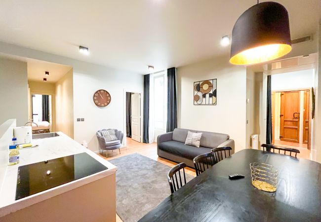 Apartment in Paris - Urban Flat 139 - Beautiful 3 BDR Flat in Saint-Germain Apartment in Paris - Urban Flat 139 - Beautiful 3 BDR Flat in Saint-Germain