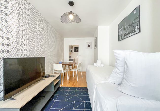 Apartment in Paris -  142 - Urban Pretty Flat in Montorgueil Apartment in Paris -  142 - Urban Pretty Flat in Montorgueil